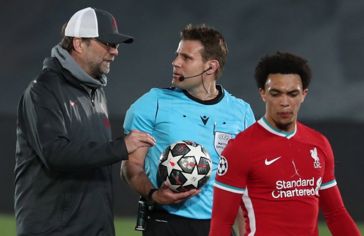 马奎尔与康赛可组建的“Bash Brothers”成为当时流行的流行文化符号